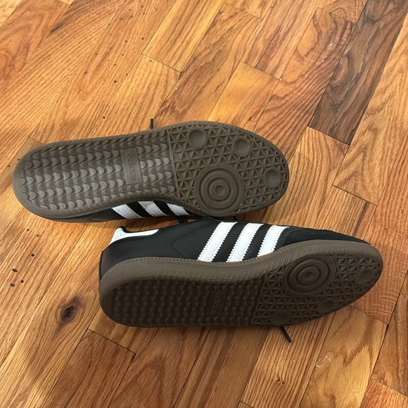 Black & White Adidas Sambas - Picture 3 of 3